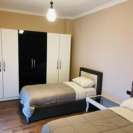 Spacious Modern 2br At Artificial Park Lägenhet Tirana